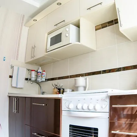 On Prospekt Gazety Zvezda Apartment